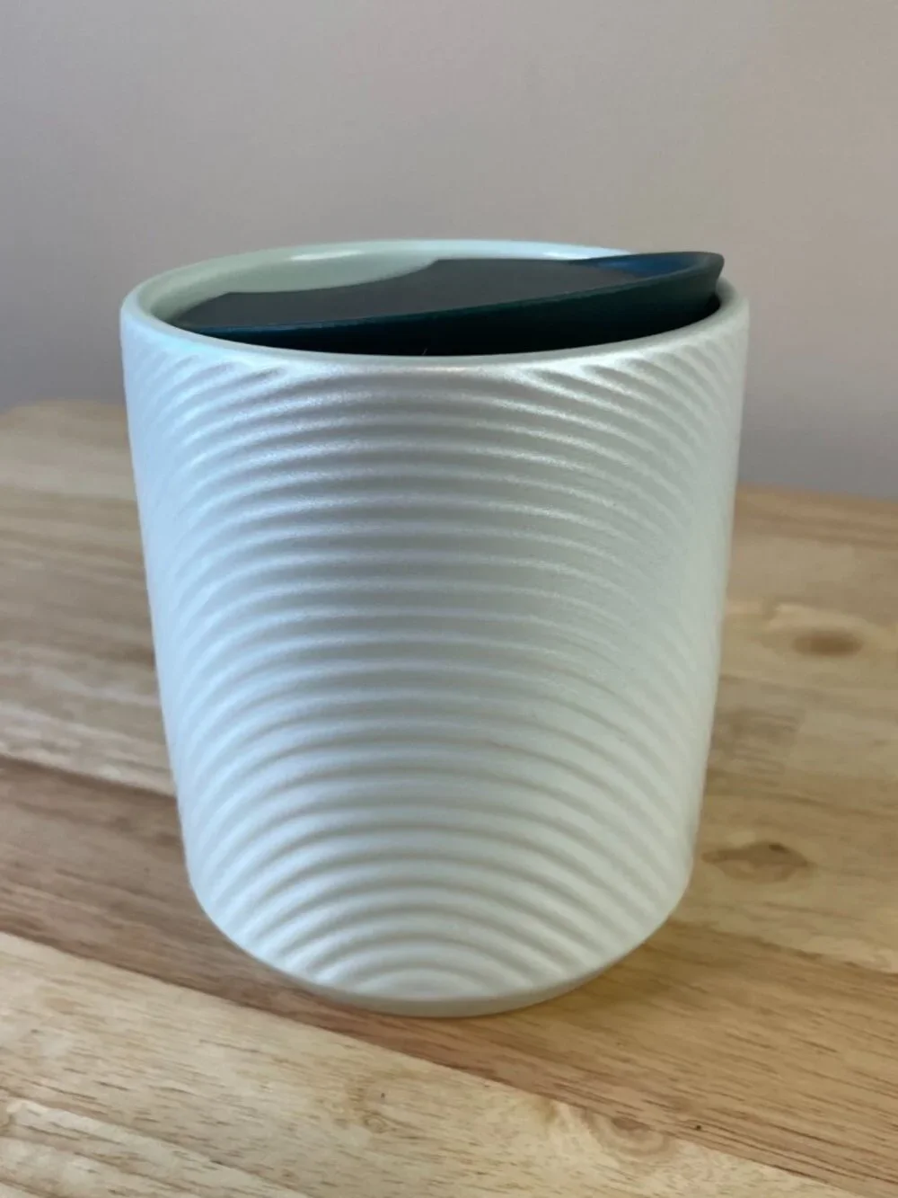 Starbucks 2023 Mint Green Pearlescent Ribbed Ceramic Tumbler 8 oz NWT